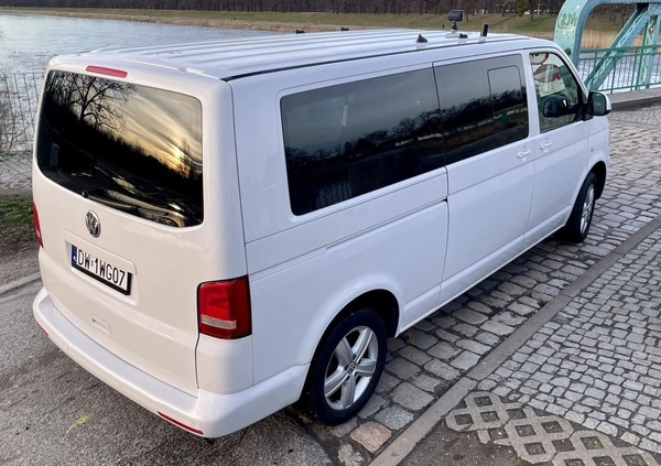 Volkswagen Multivan cena 119500 przebieg: 266000, rok produkcji 2015 z Wrocław małe 277